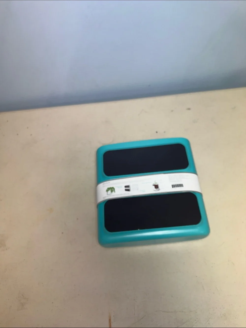 N/A teal magnetic